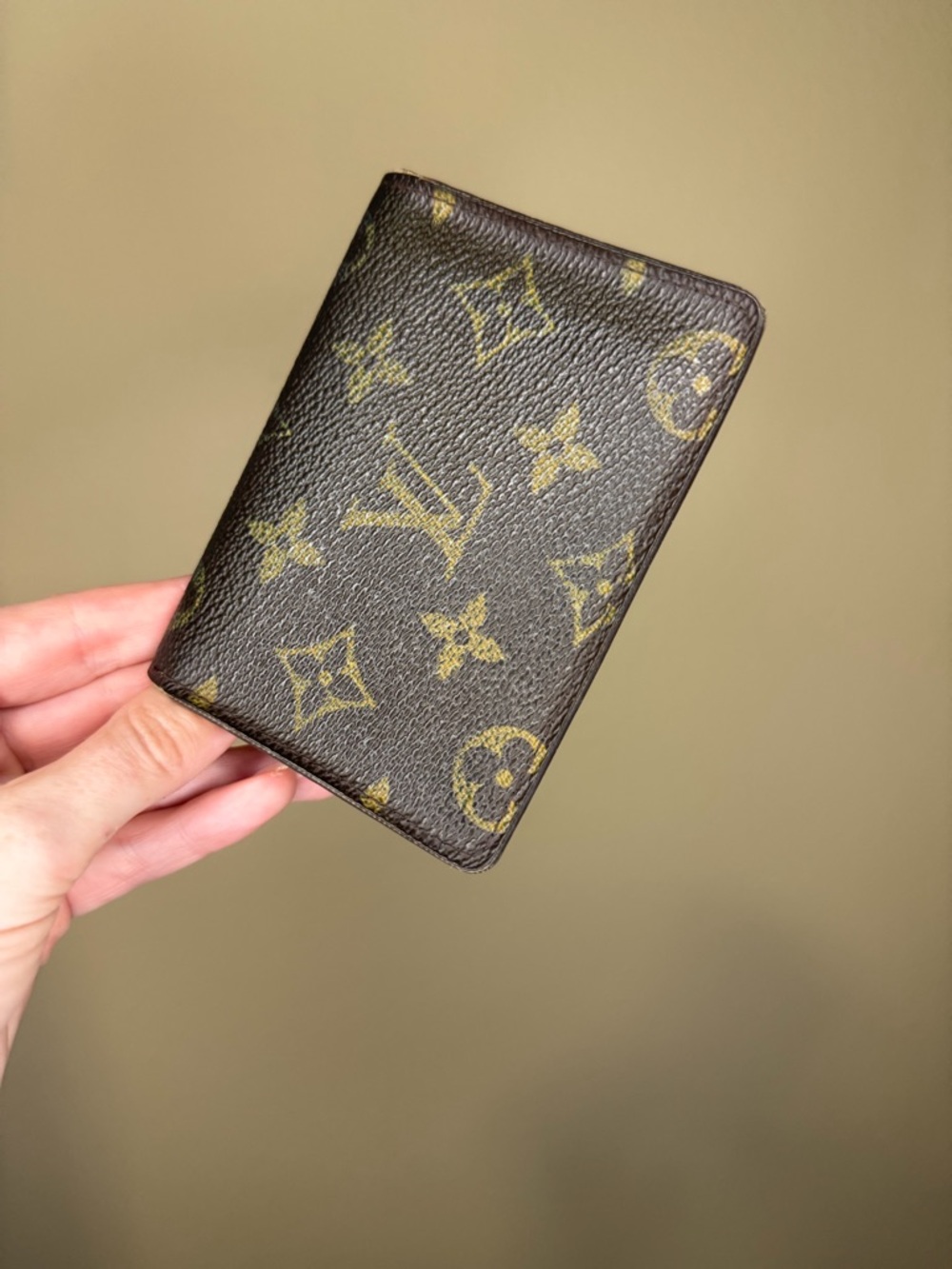 Louis Vuitton Monogram Card Holder in Brown